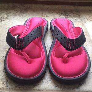 Women’s Nike Flip Flops